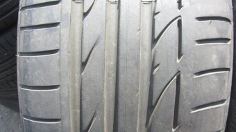 Letní pneu 225/40/19 Bridgestone RFT - 2