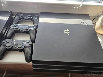 Playstation 4 Pro fw verze 9.0 (hacknutelny) - 2