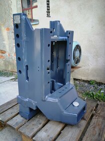 Konzole s pitonfixem a závěs - 2