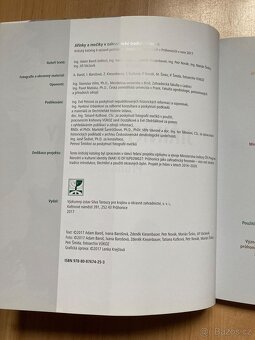 Jiřinky a mečíky v zahradnické tradici Průhonic - 2