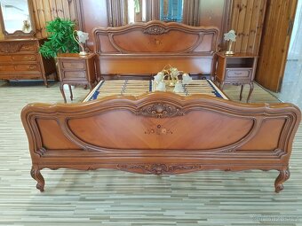 CHIPPENDALE LOŽNICE JAK NOVÁ VELMI DRAHÝ MODEL - 2