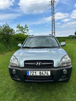 HYUNDAI TUSCON - 2
