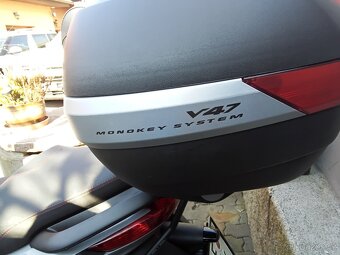 Piaggio MP3 300 sport - 2