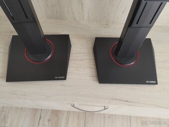 ASUS TUV držáky na monitory - 2