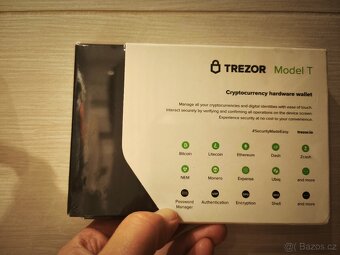 Trezor model T - 2