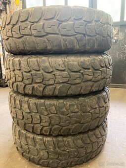 KUMHO ROAD VENTURE MT 235/85R16 - 2