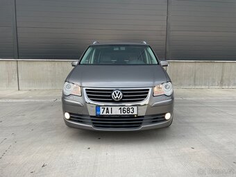 Volkswagen Touran 2.0 TDI 5MÍST DVĚ SADY KOL TAŽNÉ - 2