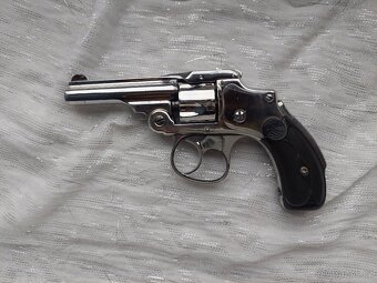SMITH & WESSON Hammerless .32 S&W, pouzdro, náboje. - 2