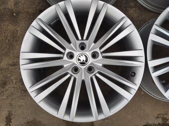 Prodám originální sadu disků Škoda Superb III 19" - 2