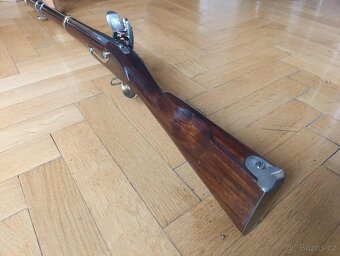 An IX Dragoon křesadlová mušketa - 2