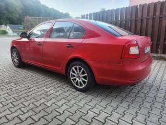 Škoda Octavia II facelift 1,6 TDI 77KW klima - 2