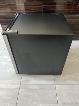 Mini lednička Guzzanti GZ-06B - 2