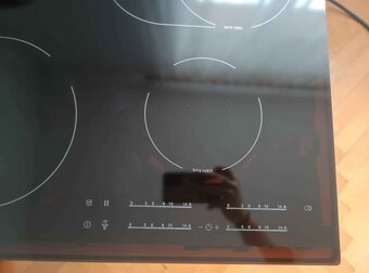 Sklokeramická varná deska elektrická Electrolux - 2