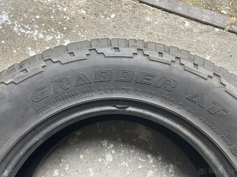 Celoroční pneu 245/70/17 Grabber A/T - 2