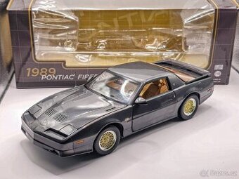 Pontiac Firebird TransAm 1:18 Greenlight - 2