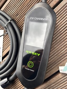 Nabíječka pro elektromobily RTSKY - 2