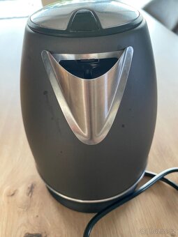 Rychlovarná konvice - 2