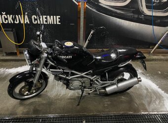 Ducati monster 600 - 2