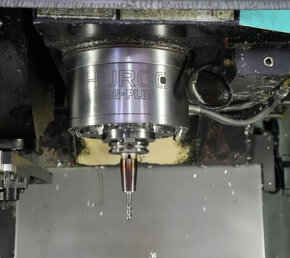 Obráběcí centra - pětiosá VMX 30Ui - 2