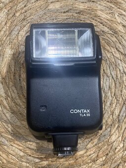 Blesk Contax TLA 30 - 2