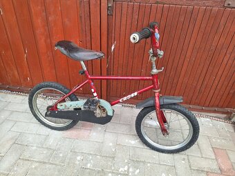 Dětské jízdní kolo,cca do 10 let. - 2