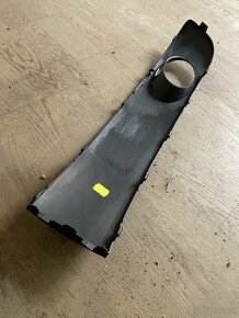 Mřížka mlhovky Transporter - 2