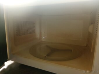 Mikrovlnka zdarma - 2