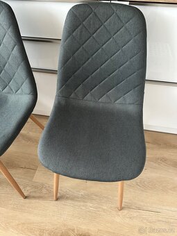 4x šedá jídelní židle - 2