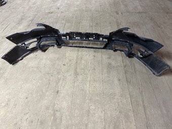 Přední nárazník Passat B6 - 2