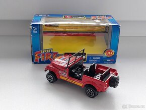 Model auta Jeep CJ7, Bburago 1:43 - 2