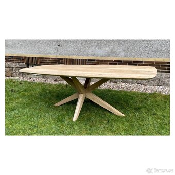 Masivní jídelní stůl - Bora 220 cm - 2