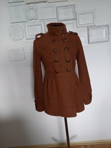 Hnědý fleecový kabát - 2