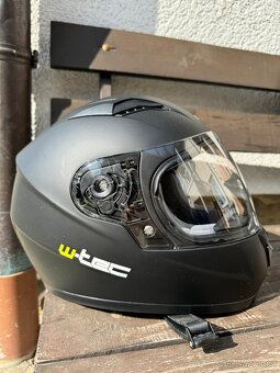 Motohelma W-tec - 2