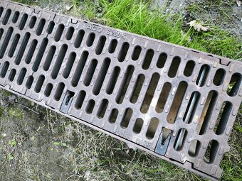 Odvodňovací žlab - 2
