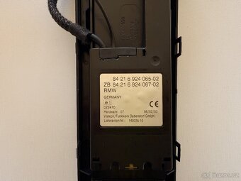 Držák mobilního telefonu BMW E46 84216924065-02 - 2