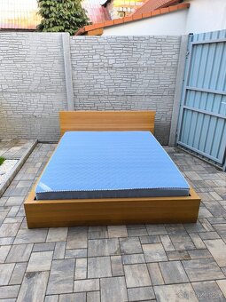 Prodám manželskou postel + Matrací 160cm x 200cm - 2