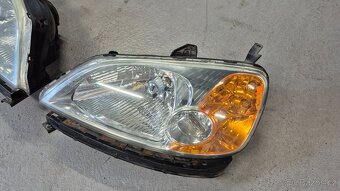 Honda Civic coupé EM2: přední světlomety - 2