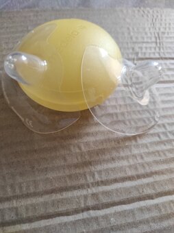 2x kojící kloboučky S , Medela - 2