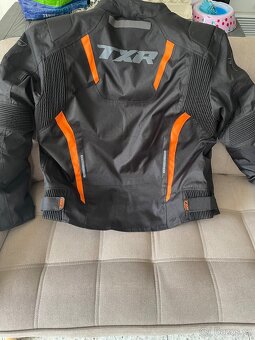 Bunda na moto - 2