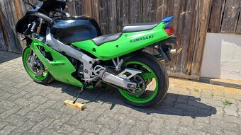 Kawasaki ZXR 750J - 2