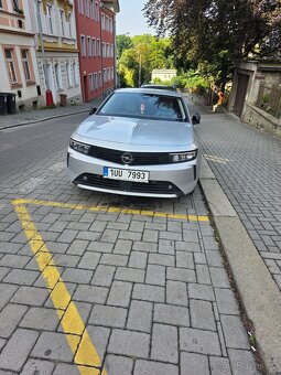 Opel Astra 1.2 turbo MT6 96 kW - 2
