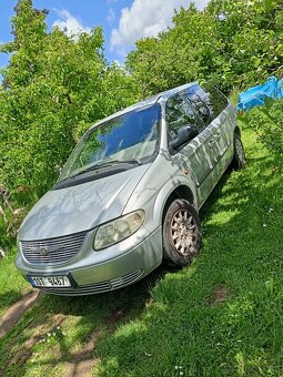 Chrysler Voyager 2.4 108 kW - 2
