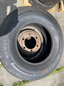 Pneumatiky a disky 225/75R16 - 2
