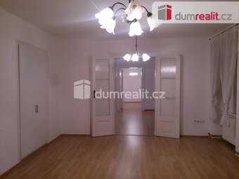 pronájem 2+1 116 m2 v centru města - 2