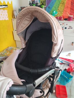 Prodam kočárek značka Junama exlusive prams - 2