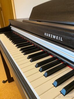 Prodám digitální piano Kurzweil Young Chang LR-9700 - 2