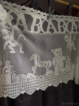 Kratší dětské záclony - 2