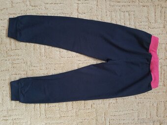 Dívčí tepláky zn.Kugo, vel.128 - 2