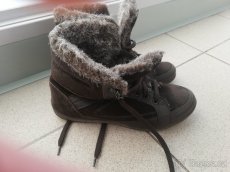 Zimní kožené boty zn. Baťa vel. 36 - 2