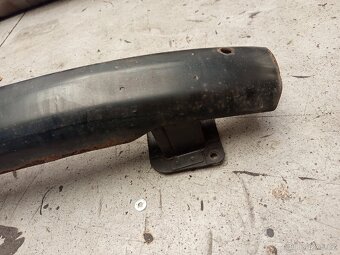 Prodám zadní výztuhu nárazníku Škoda Octavia 1 liftback - 2